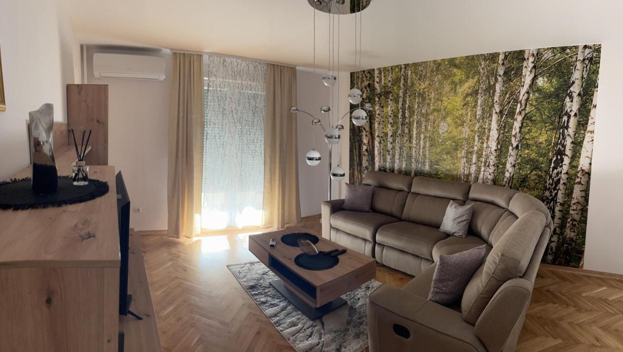 Family Apartment Split